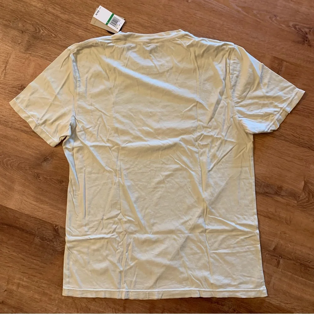Levi’s Stacked Logo Cream T-shirt Tee Large 100% cotton Unisex